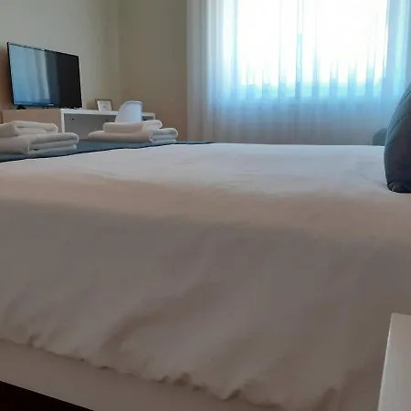 Tavares Guest Houses 2 Vila Arouca