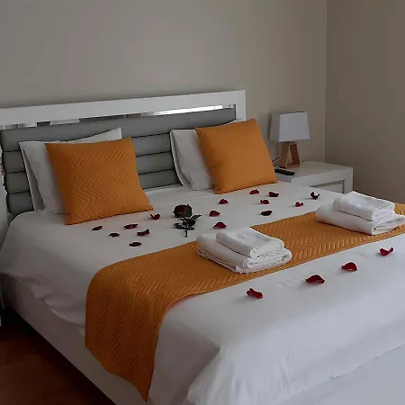 Tavares Guest Houses 2 Vila Arouca