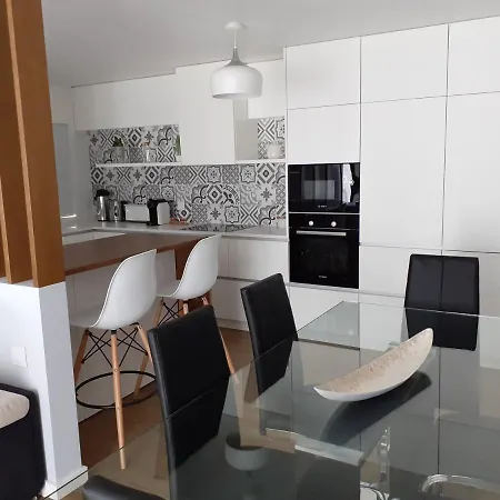 Tavares Guest Houses 2 * Arouca
